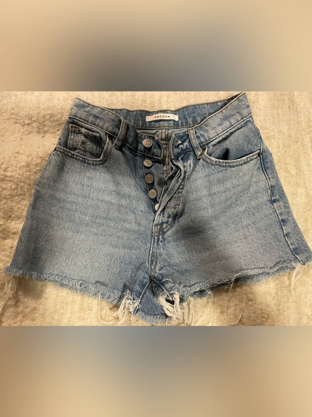 PacSun Women’s Light Wash High-Rise Button-Fly Jeans